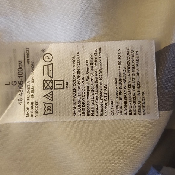 Banana Republic gray and white mock neck striped blouse size L - Picture 6 of 6